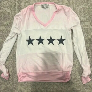 Wildfox Women’s Star Sweater - XS pre loved